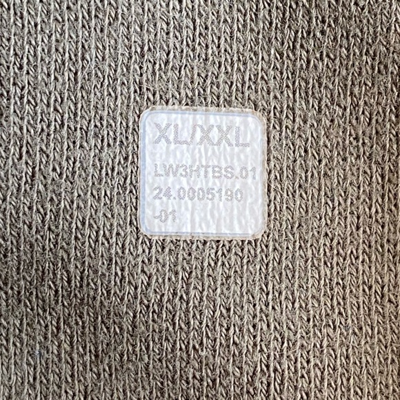 Lululemon Scuba Oversized Funnel-Neck
Half Zip *Long
Grey Eucalyptus xl/xxl - Picture 8 of 9